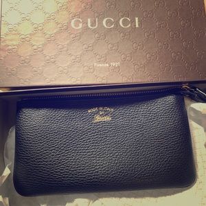 Gucci Wristlet Wallet - black